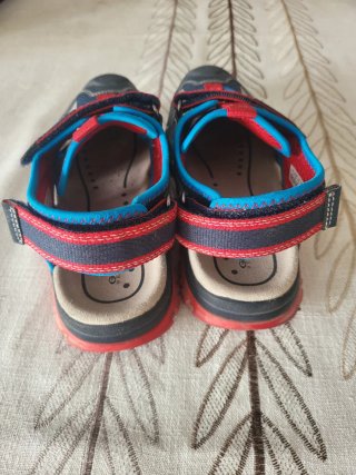 Sandalias Geox niño o niña Talla 37
