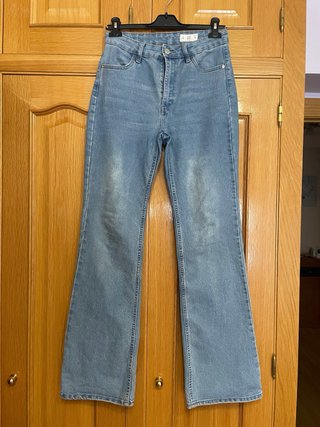 Pantalón vaquero campana azul talla L
