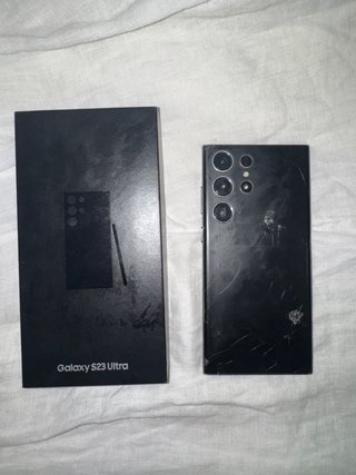 Samsung Galaxy S23 Ultra Pantalla rota y trasera