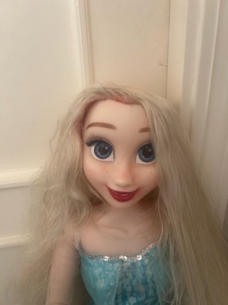 Muñeca Elsa Grande