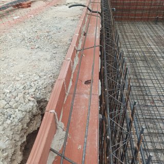 CONSTRUCCION DE PISCINAS (GUNITADAS)
