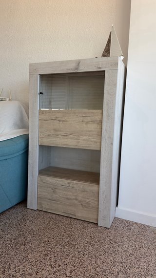 Conjunto de muebles salón-comedor.