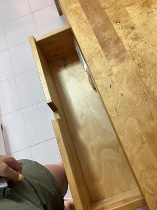 Mesa de cocina madera Ikea con estantes