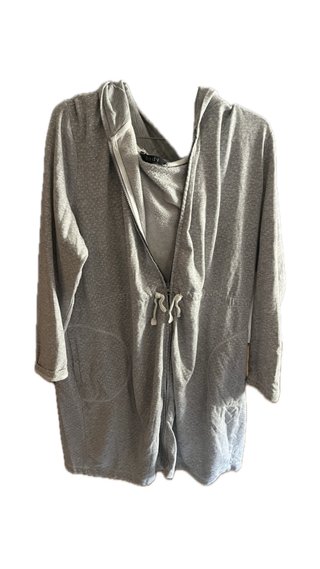 Chaqueta gris para estar por casa
