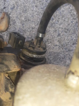 Bomba de gasolina y caja negra golf gti mk2