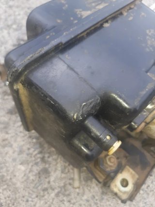 Bomba de gasolina y caja negra golf gti mk2