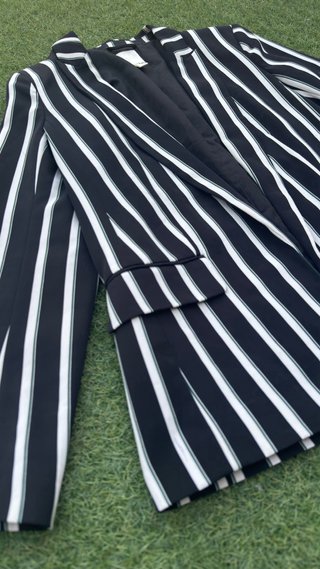 Americana H&M de rayas negra y blanca Talla 38