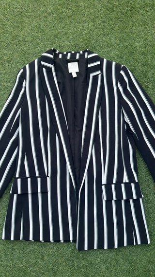 Americana H&M de rayas negra y blanca Talla 38