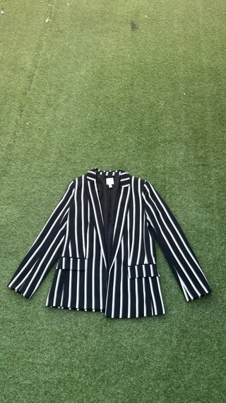 Americana H&M de rayas negra y blanca Talla 38