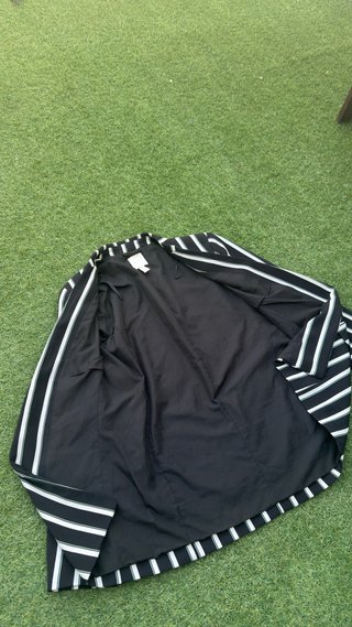 Americana H&M de rayas negra y blanca Talla 38
