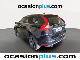Volvo XC60 D3 R-Design Momentum Auto 110 kW (150 CV)