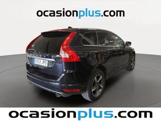 Volvo XC60 D3 R-Design Momentum Auto 110 kW (150 CV)