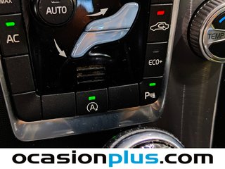Volvo XC60 D3 R-Design Momentum Auto 110 kW (150 CV)