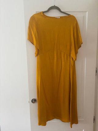 Vestido largo de American Vintage en color mostaza