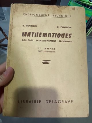 Libro antiguo de mates