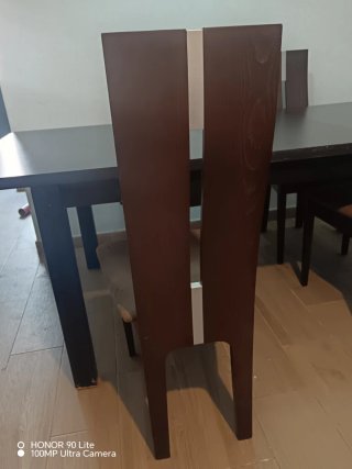 Mesa de comedor y 4 sillas