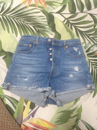 Shorts Levis Azules talla 26