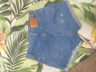 Shorts Levis Azules talla 26