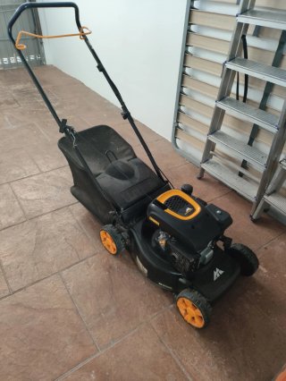 Cortacésped a gasolina