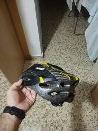 Casco bici y patinete Embike