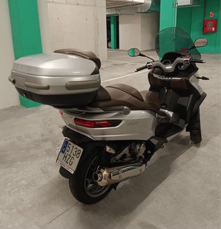 Piaggio MP3 500 Scooter Maxi