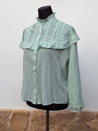 Blusa Scalpers verde con volantes
