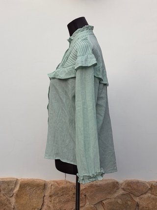 Blusa Scalpers verde con volantes