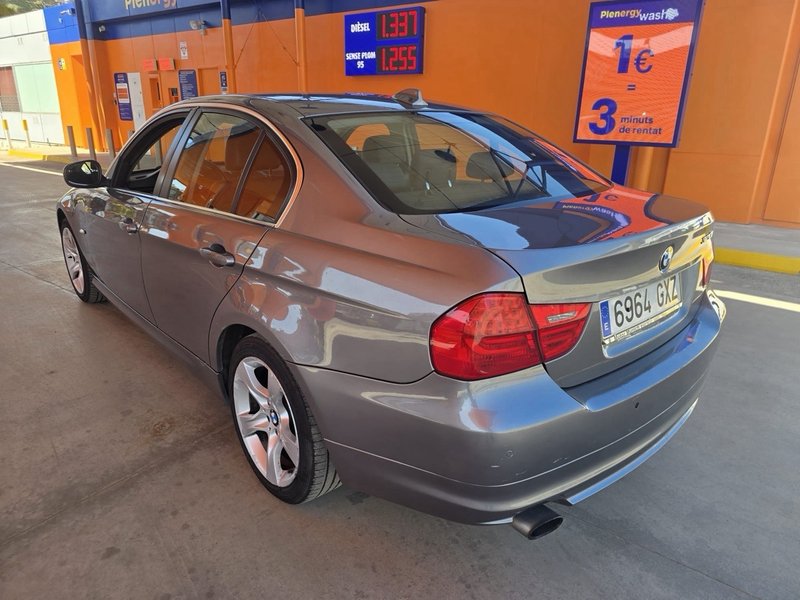 BMW Serie 3 2010, foto 4