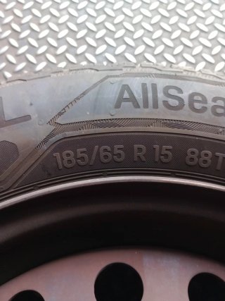 NEUMATICOS 184/65R15 88T