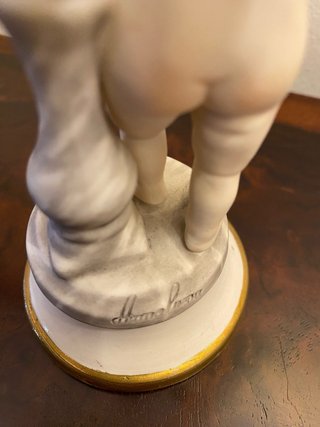 Figura de porcelana Capodimonte ángel laúd
