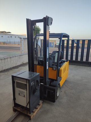 TORILLO ELECTRICO 2000 KG CARRETILLA ELEVADORA