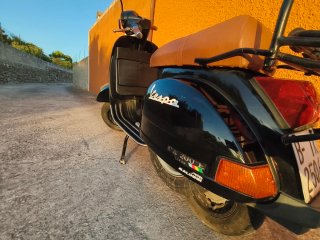 Vespa PX200E Iris Negra