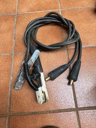 Soldadora Cevik Black 200 Plus + electrodos