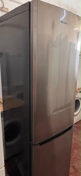 FRIGORÍFICO COMBI NO FROST SAMSUNG EN INOX