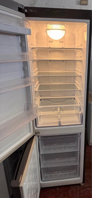 FRIGORÍFICO COMBI NO FROST SAMSUNG EN INOX
