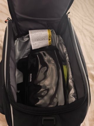 A ESTRENAR. Bolsa sobredepósito GIVI XSTREAM 25LT