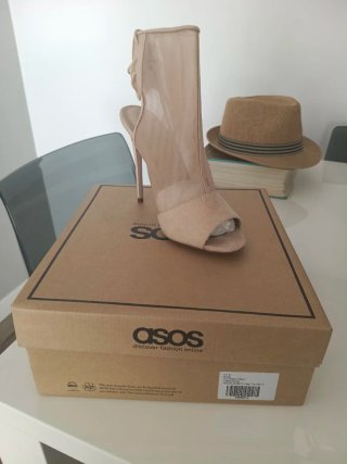 Zapatos de tacón ASOS beige malla