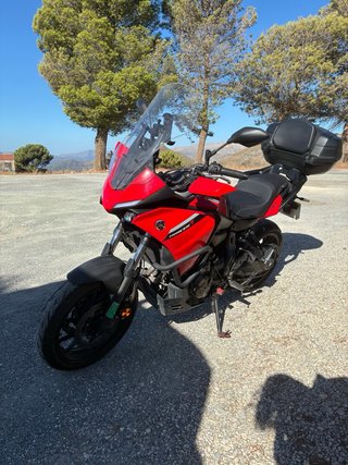 Yamaha Tracer 7 Roja 2022