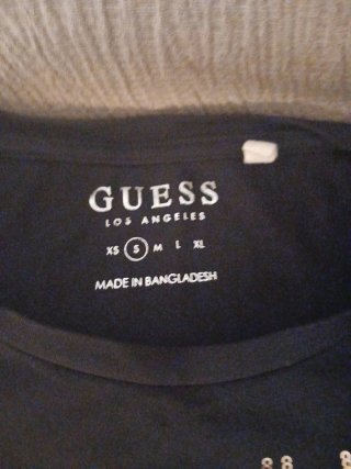Camiseta Guess Negra con Lentejuelas Talla s  xs