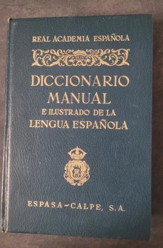 Diccionario manual e ilustrado de la Lengua