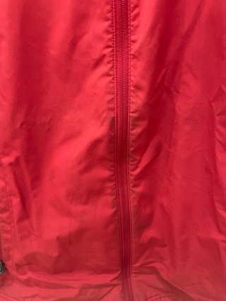 Cortavientos Columbia Rojo y Gris
