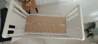 Cuna de bebé blanca