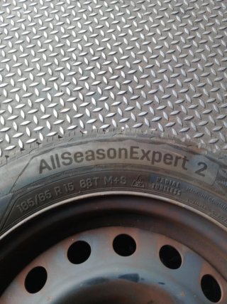 NEUMATICOS 185/65R15 88T