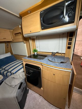 SUN ROLLER PRINCESS 2002 – 5 PLAZAS