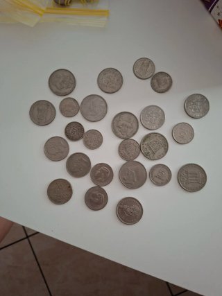 Lotto Misto Monete e Banconote Estere Vintage