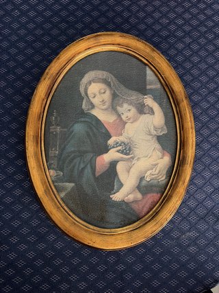 Pintura Virgen y Niño Ovalada Dorada