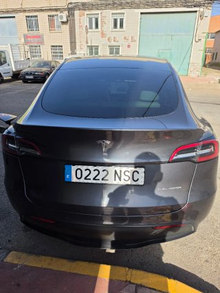 Tesla Model Y 2021