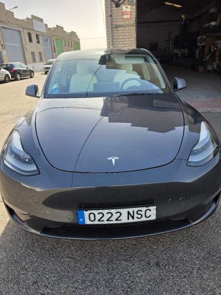 Tesla Model Y 2021