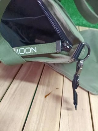 MOON bolsa de pañales de ónix en forma de V