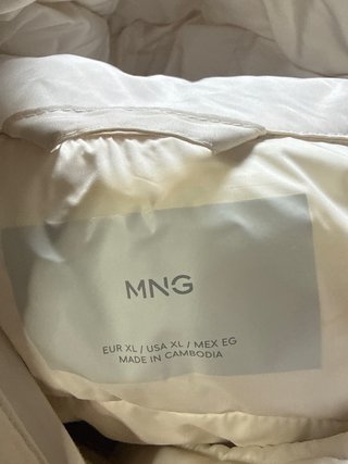 Plumas Mango impermeable beige Xl
